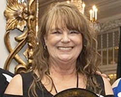 laura-lee-cook