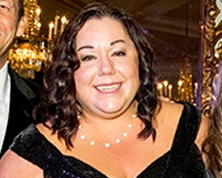 nicole-bustos